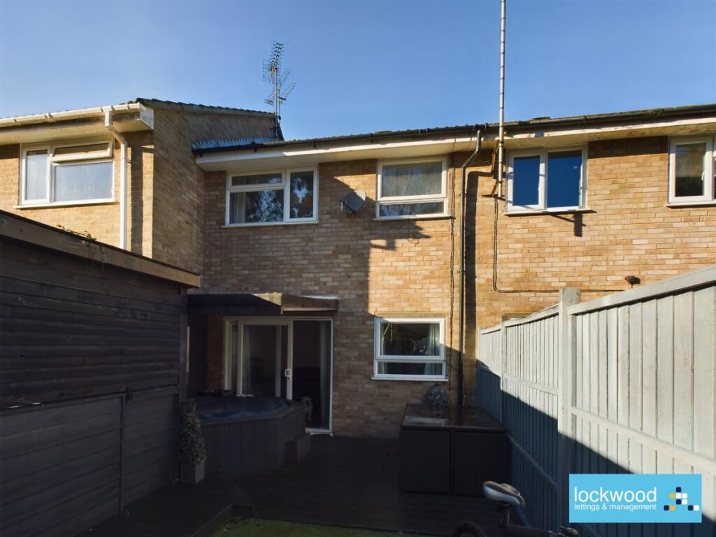 3 bed Not Specified for rent in Camberley. From Lockwood Lettings and Management - Ashford