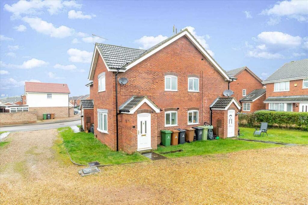 1 bed Mid Terraced House for rent in Wellingborough. From Carter Williams Ltd - Burton Latimer