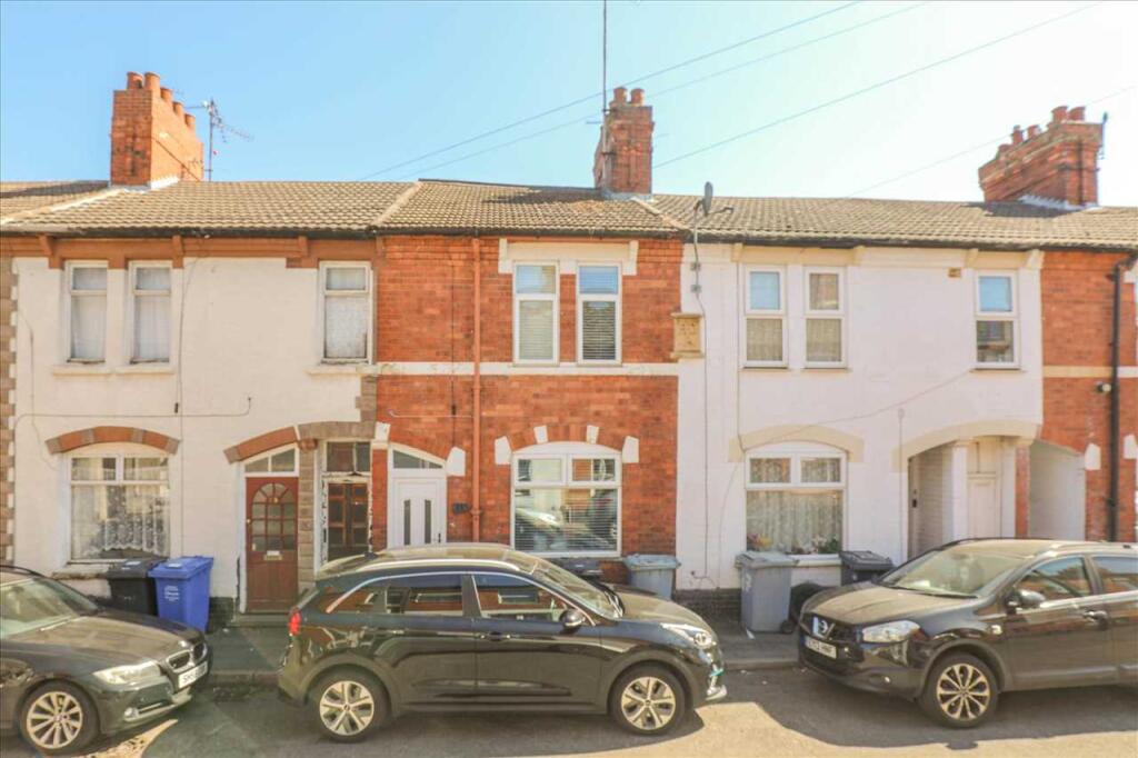 2 bed Mid Terraced House for rent in Kettering. From Carter Williams Ltd - Burton Latimer
