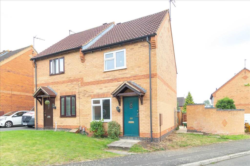 2 bed Semi Detached for rent in Kettering. From Carter Williams Ltd - Burton Latimer
