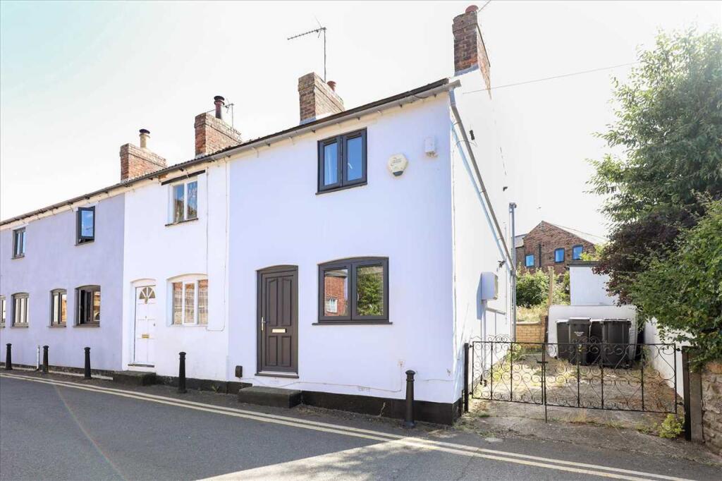 1 bed End of Terrace for rent in Burton Latimer. From Carter Williams Ltd - Burton Latimer 1 bed End of Terrace for rent in Burton Latimer. From Carter Williams Ltd - Burton Latimer