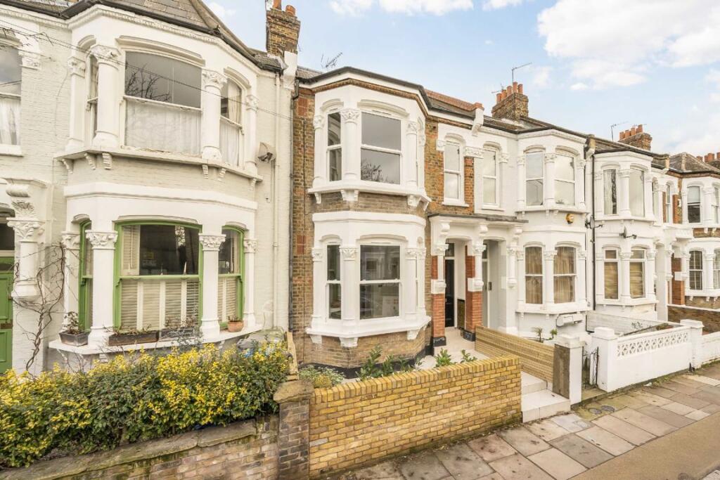 5 bed Detached for rent in Willesden. From Marsh & Parsons - Queens Park