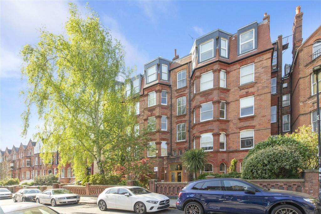 2 bed 1st Floor Flat for rent in Hampstead. From Marsh & Parsons - Queens Park