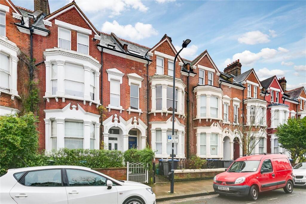 1 bed 1st Floor Flat for rent in Willesden. From Marsh & Parsons - Queens Park