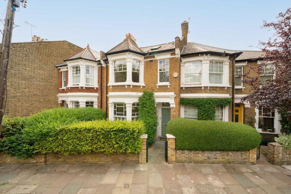 3 bed Detached for rent in Willesden. From Marsh & Parsons - Queens Park