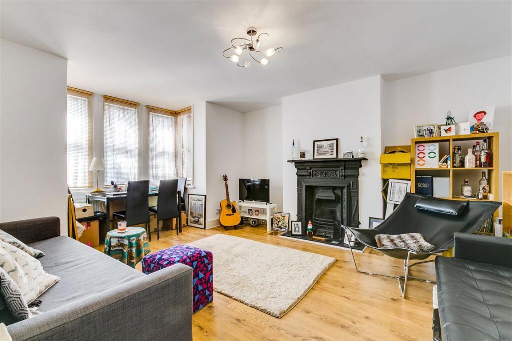 1 bed 1st Floor Flat for rent in Hampstead. From Marsh & Parsons - Queens Park