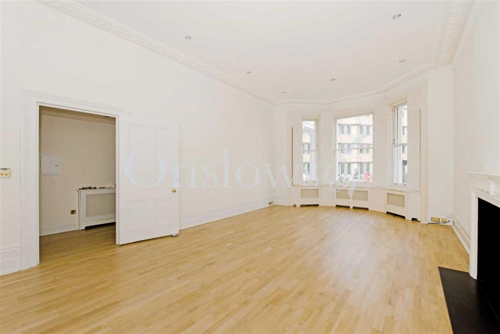 1 bed Apartment for rent in Kensington. From Onslows Estate Agents - London