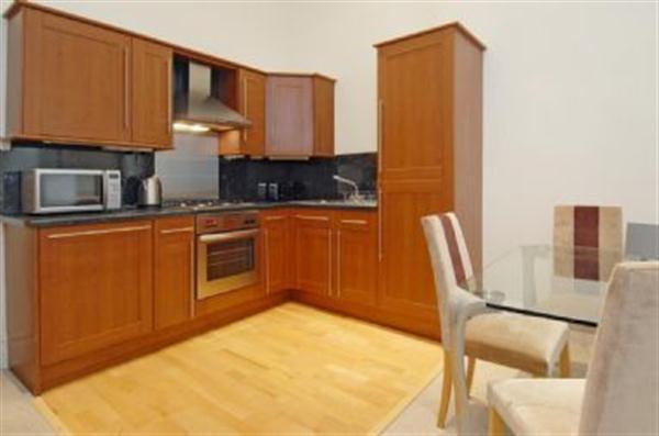 1 bed Apartment for rent in Kensington. From Onslows Estate Agents - London