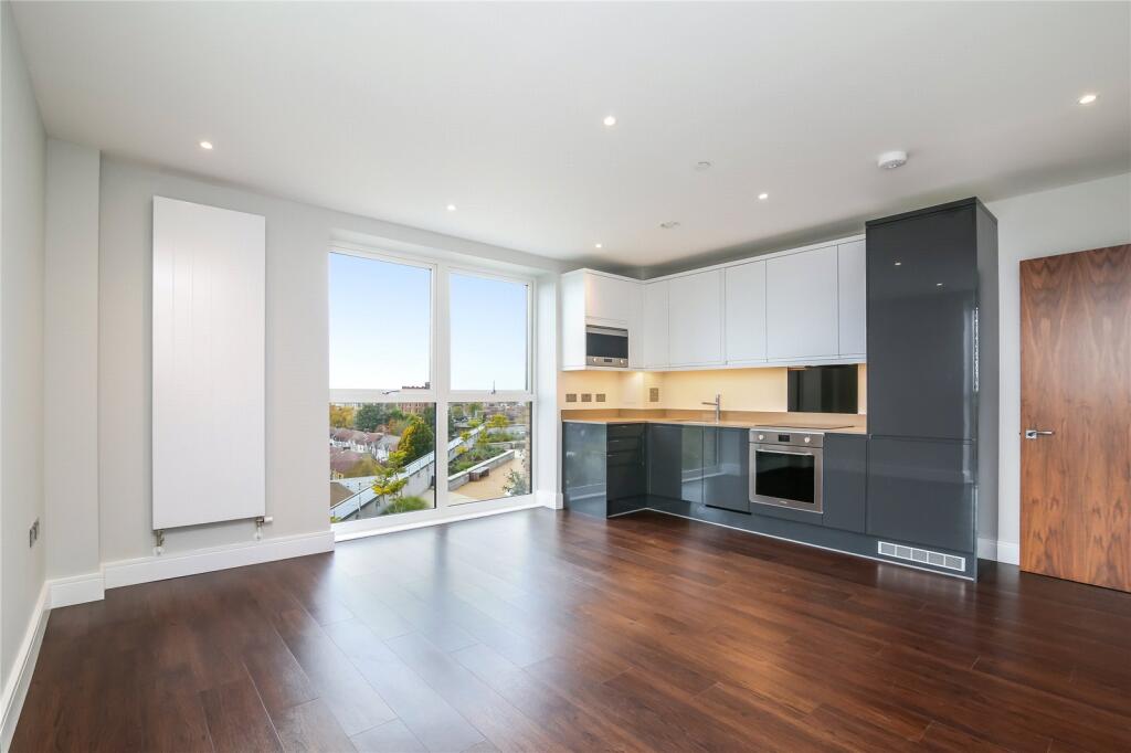 2 bed Apartment for rent in Uxbridge. From Strawberry Star - E16