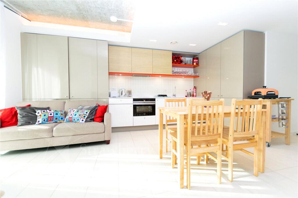 0 bed Apartment for rent in Woolwich. From Strawberry Star - E16
