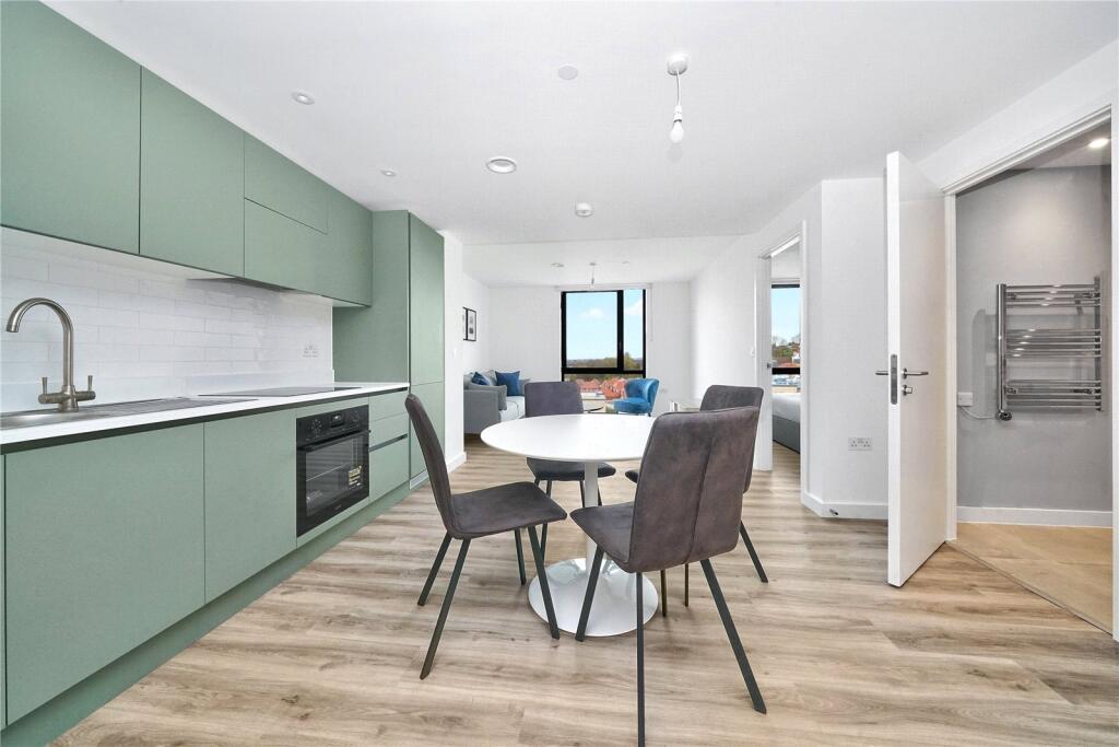 1 bed Apartment for rent in Mangrove Green. From Strawberry Star - E16
