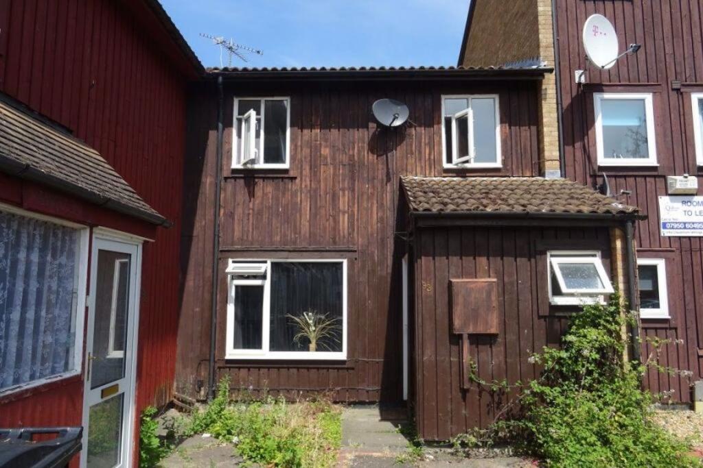 3 bed Mid Terraced House for rent in Yaxley. From Progressive Lets