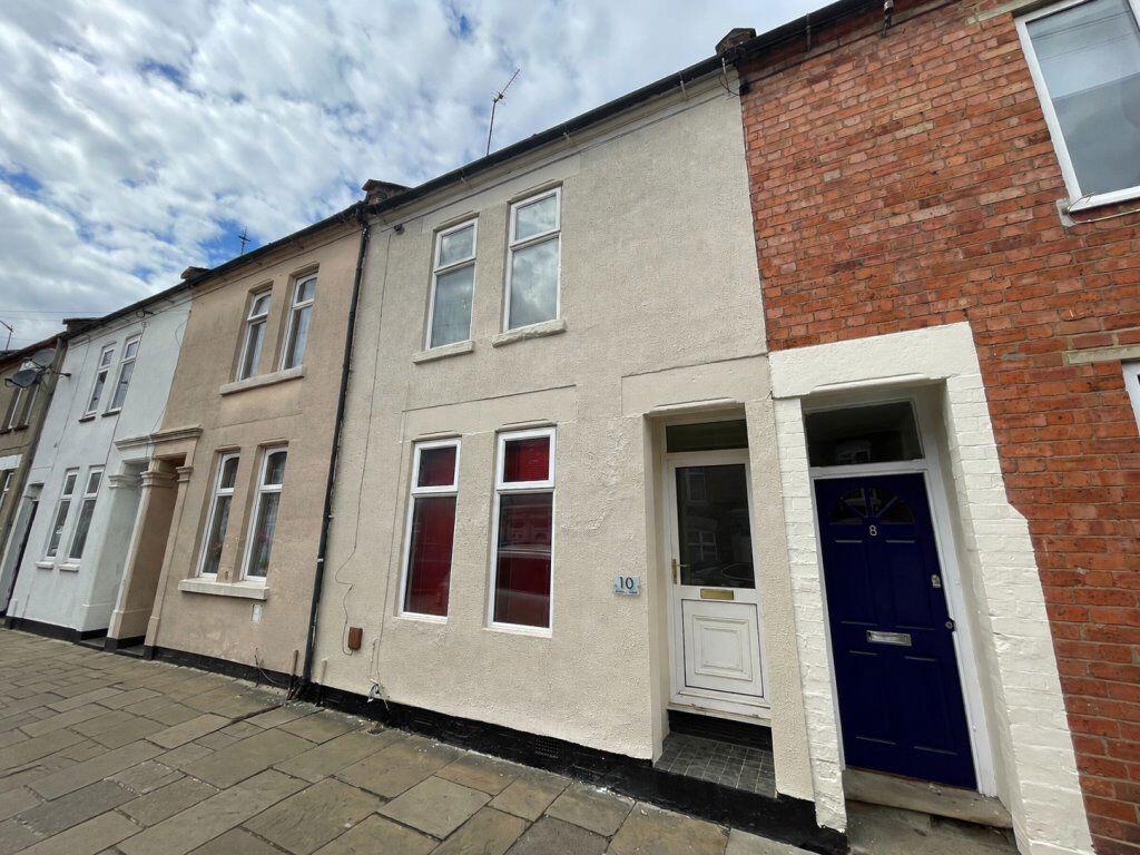 3 bed Mid Terraced House for rent in Northampton. From Progressive Lets