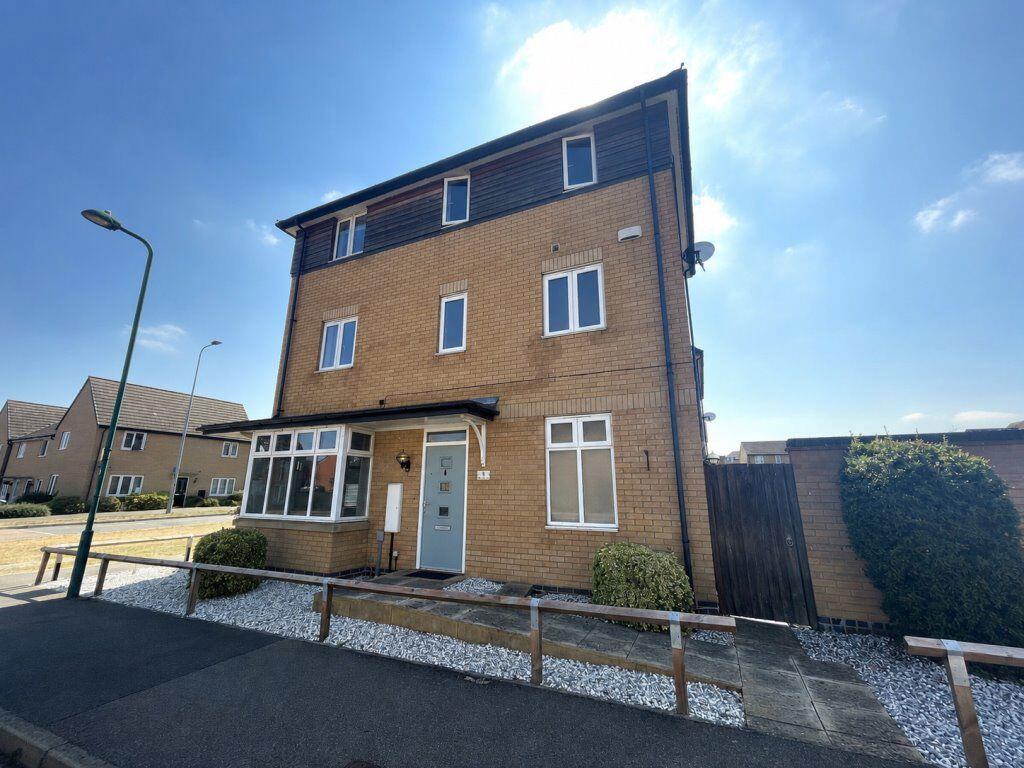 4 bed Detached for rent in Milking Nook. From Progressive Lets