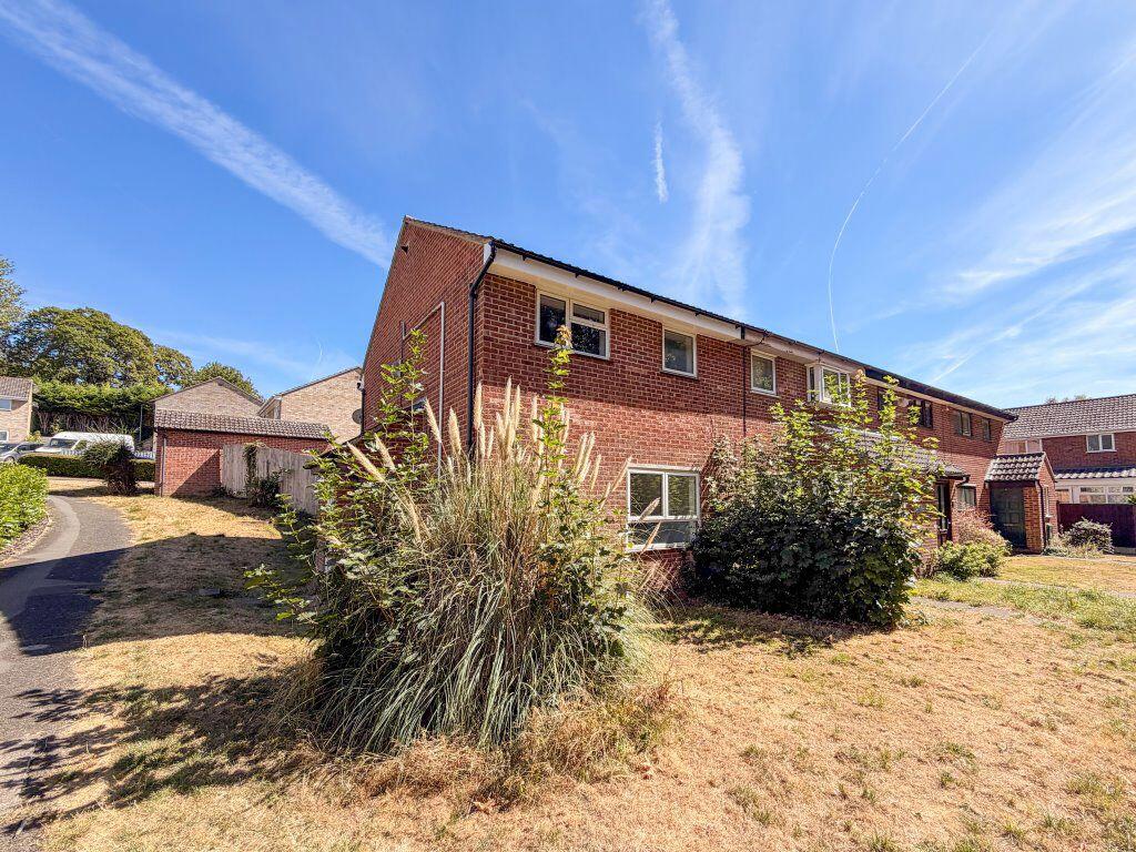 3 bed Detached for rent in Northampton. From Progressive Lets