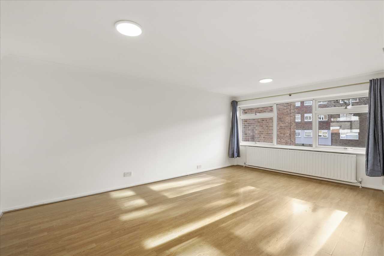 2 bed Apartment for rent in Sutton. From Next Step Estates