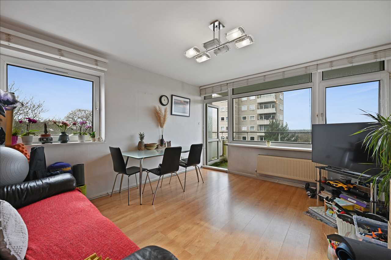 2 bed Apartment for rent in Roehampton. From Next Step Estates