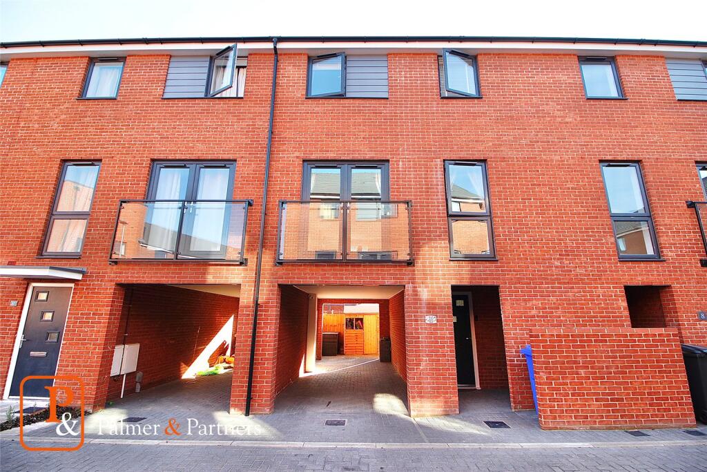 3 bed Mid Terraced House for rent in Ipswich. From Palmer & Partners - Suffolk