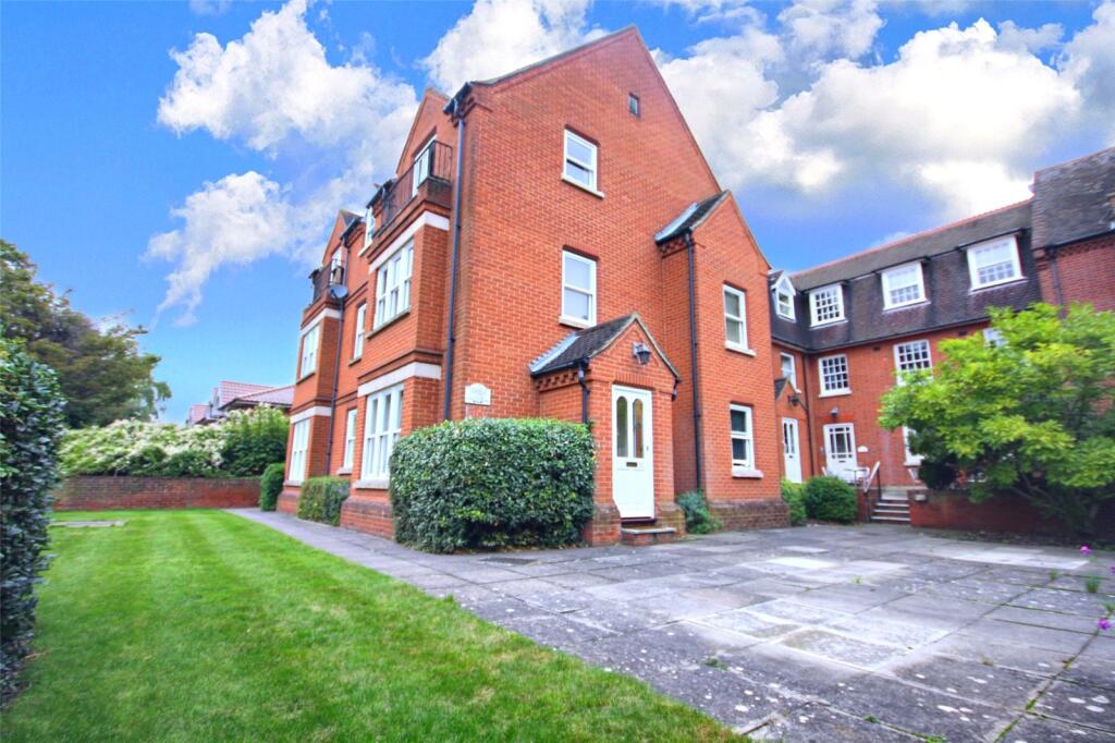 2 bed Apartment for rent in Ipswich. From Palmer & Partners - Suffolk