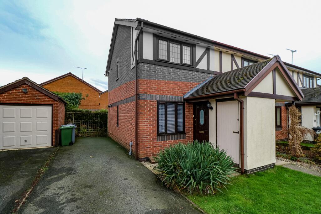 2 bed 1st Floor Flat for rent in Coppenhall Moss. From Northwood - Sandbach 2 bed 1st Floor Flat for rent in Coppenhall Moss. From Northwood - Sandbach