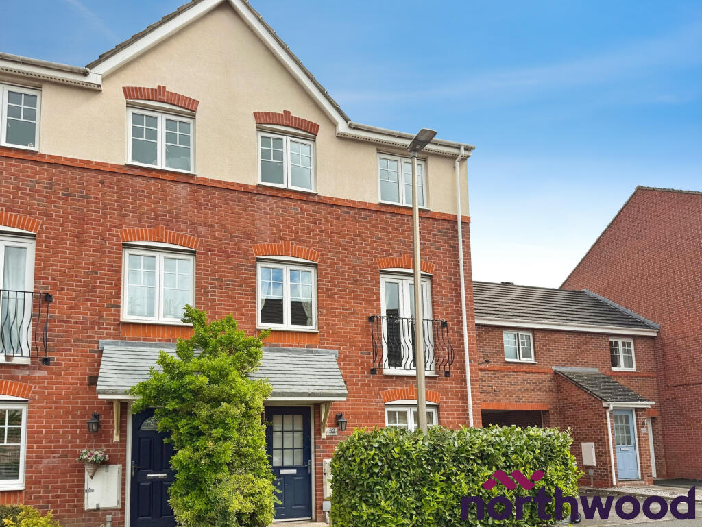4 bed Town House for rent in Coppenhall Moss. From Northwood - Sandbach