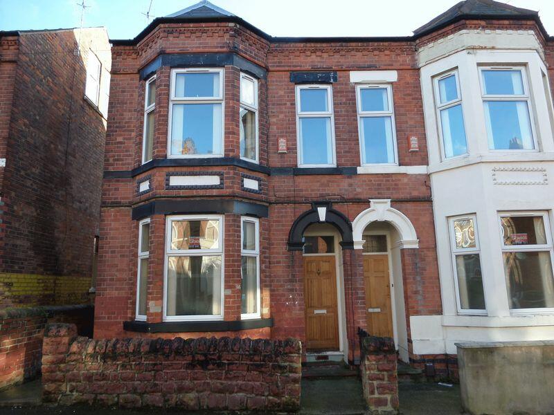 5 bed Mid Terraced House for rent in Nottingham. From Zebralets Nottingham