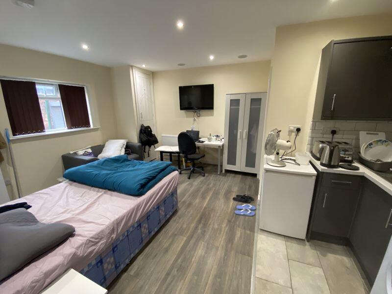 1 bed 1st Floor Flat for rent in Nottingham. From ZEBRAlets - Nottingham