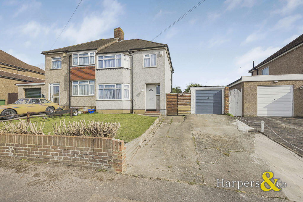 3 bed Detached for rent in Swanley. From Harpers & Co - Bexley