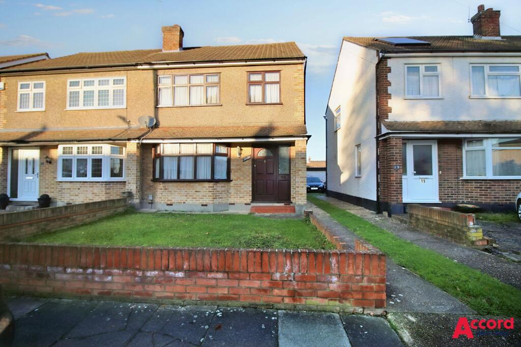 3 bed Semi Detached for rent in Romford. From Accord Sales & Lettings - Romford 3 bed Semi Detached for rent in Romford. From Accord Sales & Lettings - Romford