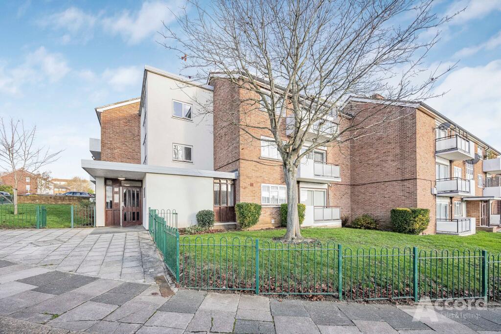 2 bed 1st Floor Flat for rent in Romford. From Accord Sales & Lettings - Romford