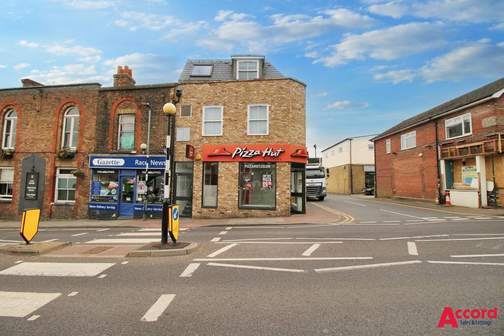1 bed 1st Floor Flat for rent in South Weald. From Accord Sales & Lettings - Romford