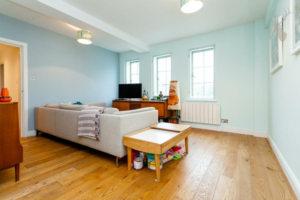 2 bed Flat for rent in Poplar. From Butler and Stag