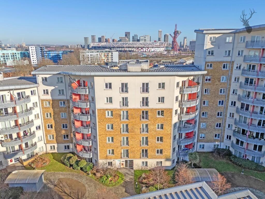 2 bed 1st Floor Flat for rent in Bow. From Butler & Stag - London