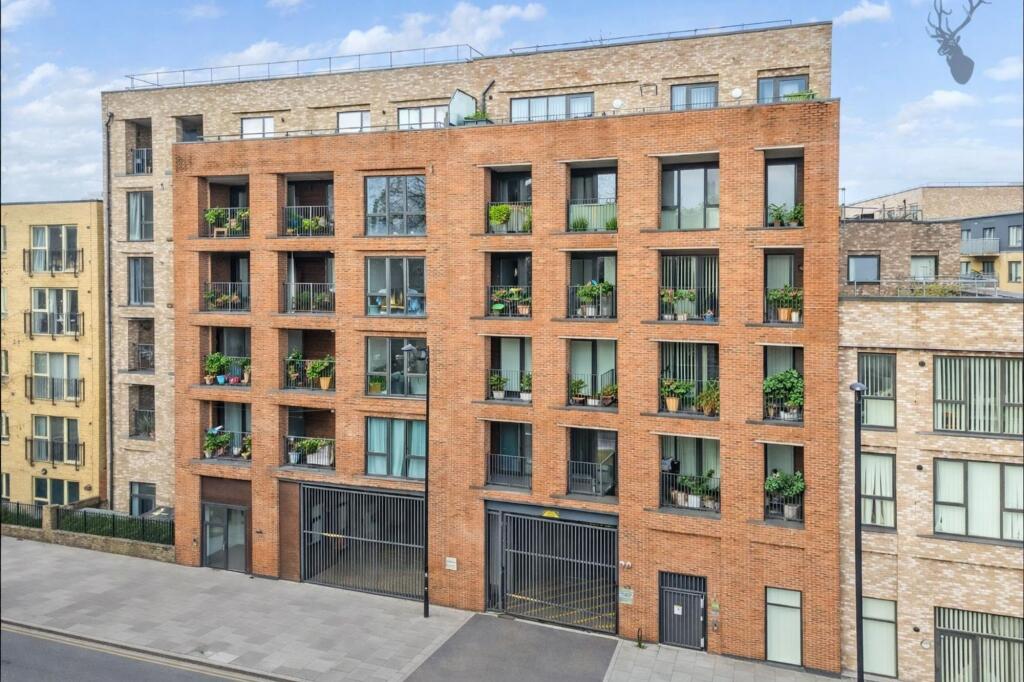 2 bed Apartment for rent in Bow. From Butler & Stag - London
