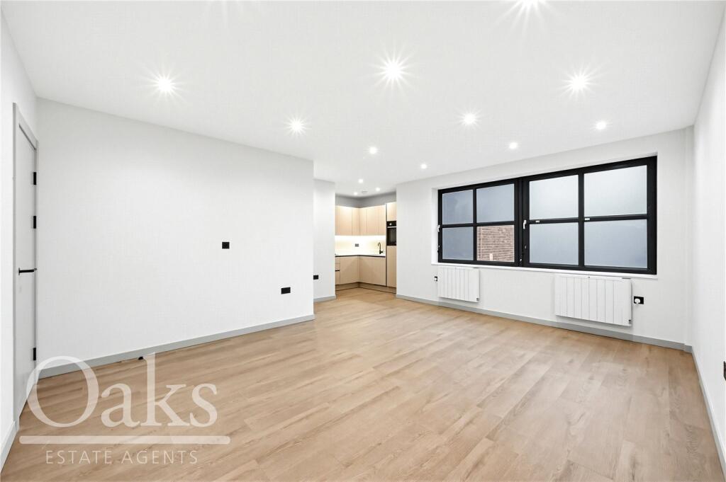 1 bed Apartment for rent in Gibraltar. From Oaks Estate Agents - Streatham