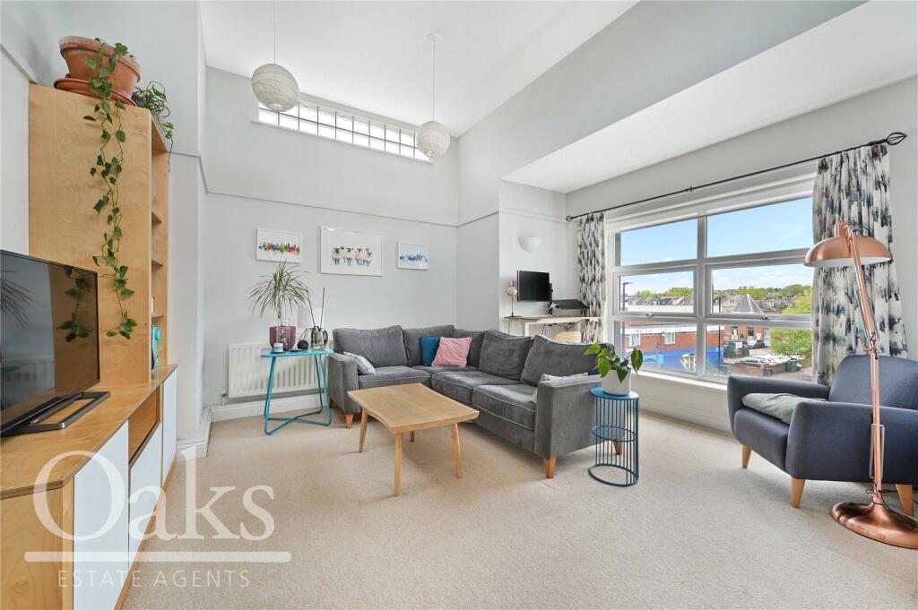 2 bed Penthouse for rent in Streatham. From Oaks Estate Agents - Streatham 2 bed Penthouse for rent in Streatham. From Oaks Estate Agents - Streatham
