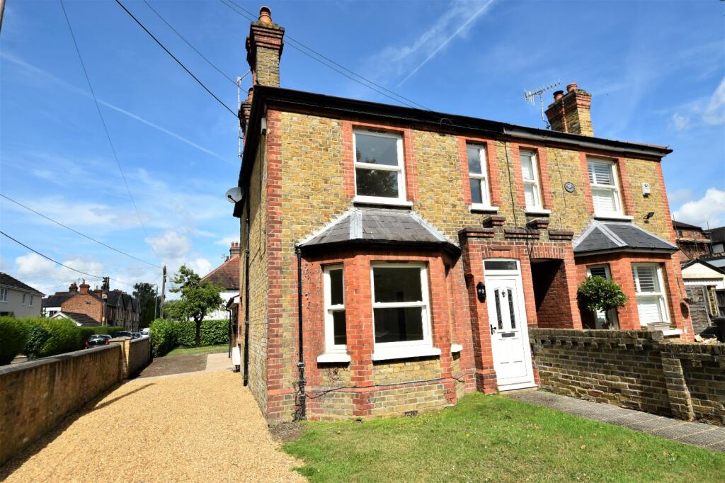 3 bed Semi Detached for rent in Bourne End. From The Frost Partnership - Flackwell Heath