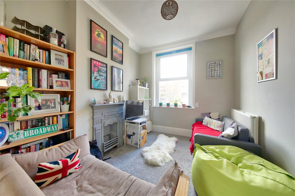1 bed Apartment for rent in Battersea. From Rampton Baseley