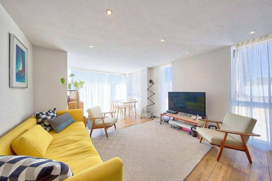 2 bed Apartment for rent in Battersea. From Rampton Baseley