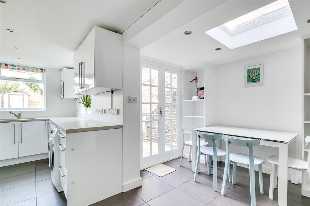 3 bed Detached for rent in Battersea. From Rampton Baseley - Northcote Road