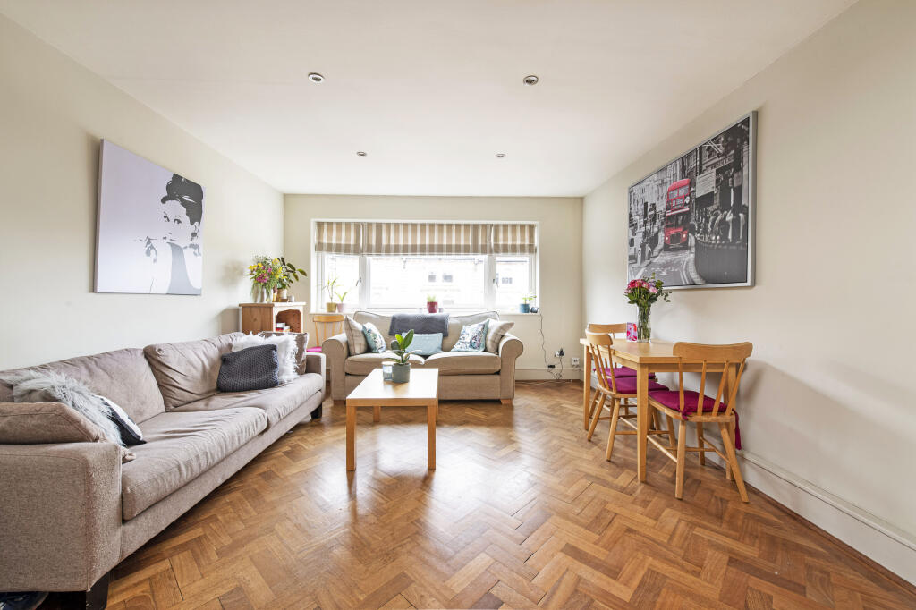 3 bed Apartment for rent in Clapham. From Rampton Baseley - Northcote Road