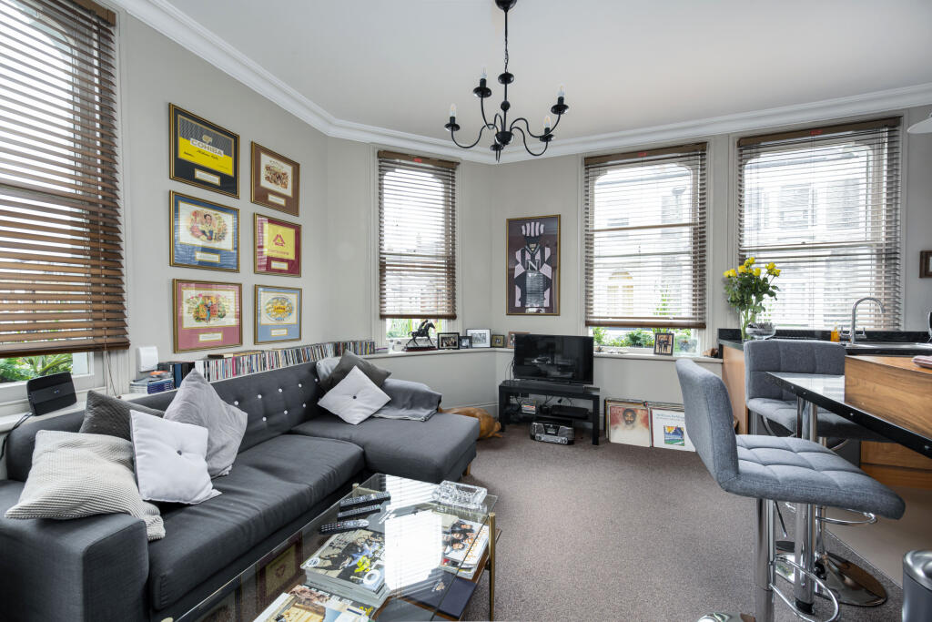 1 bed Apartment for rent in Battersea. From Rampton Baseley - Northcote Road