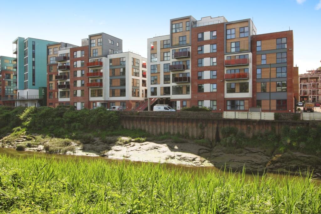 2 bed 1st Floor Flat for rent in Bristol. From Northwood - Bristol