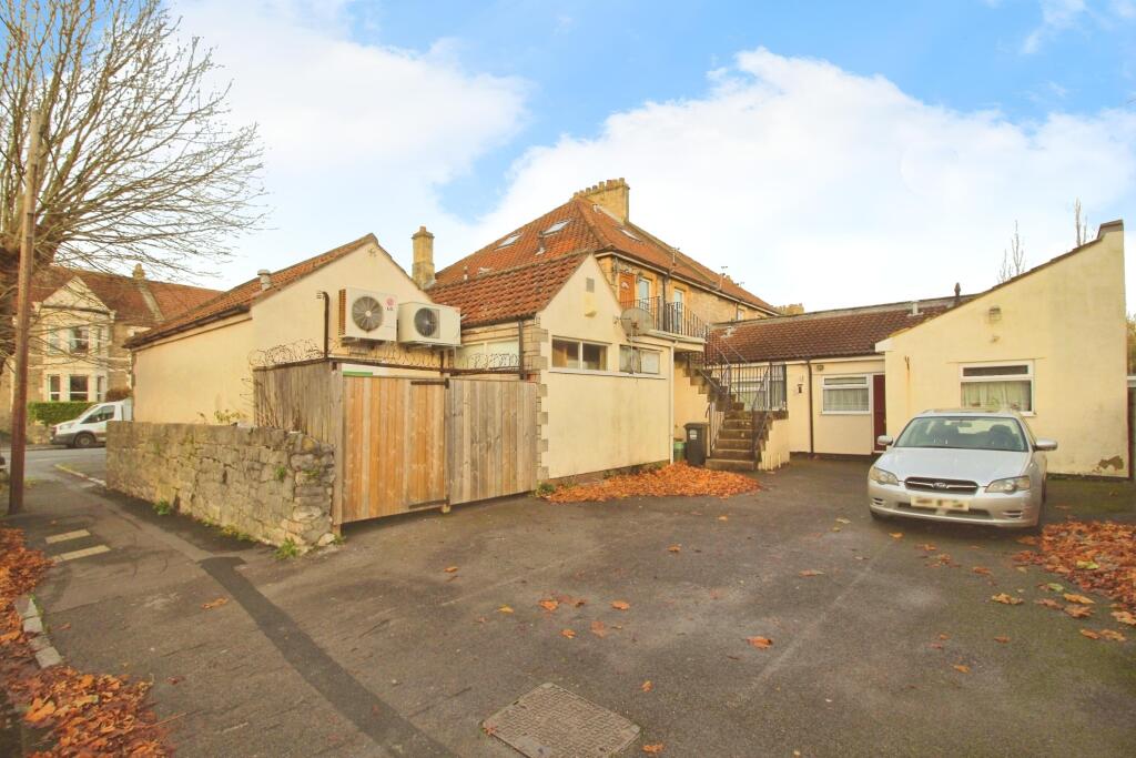1 bed 1st Floor Flat for rent in Weston-Super-Mare. From Northwood - Bristol