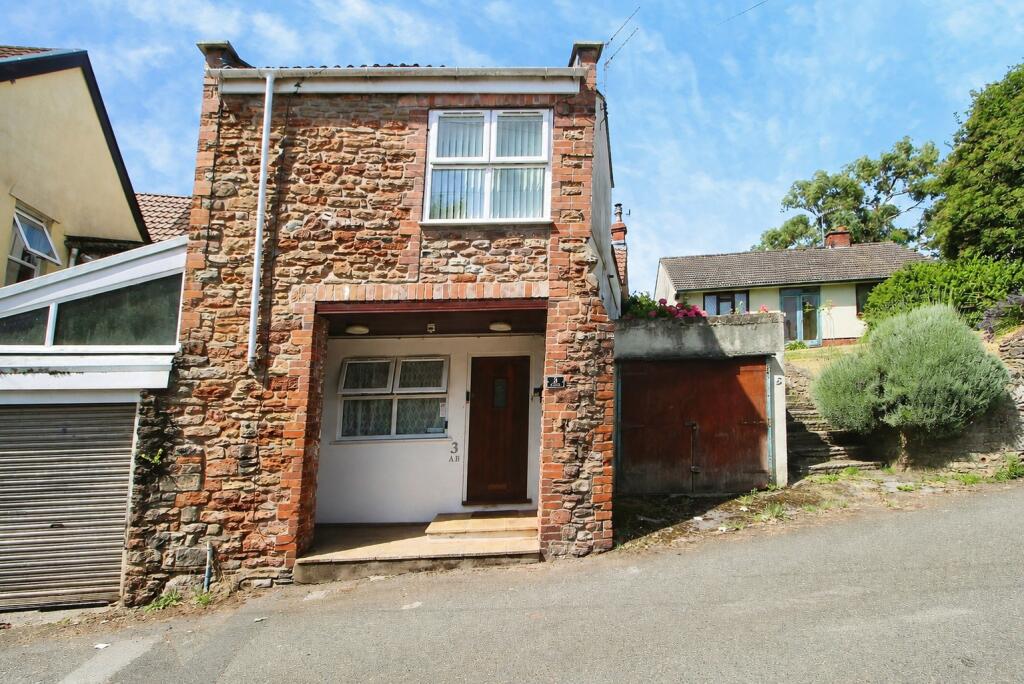 2 bed 1st Floor Flat for rent in Pill. From Northwood - Bristol