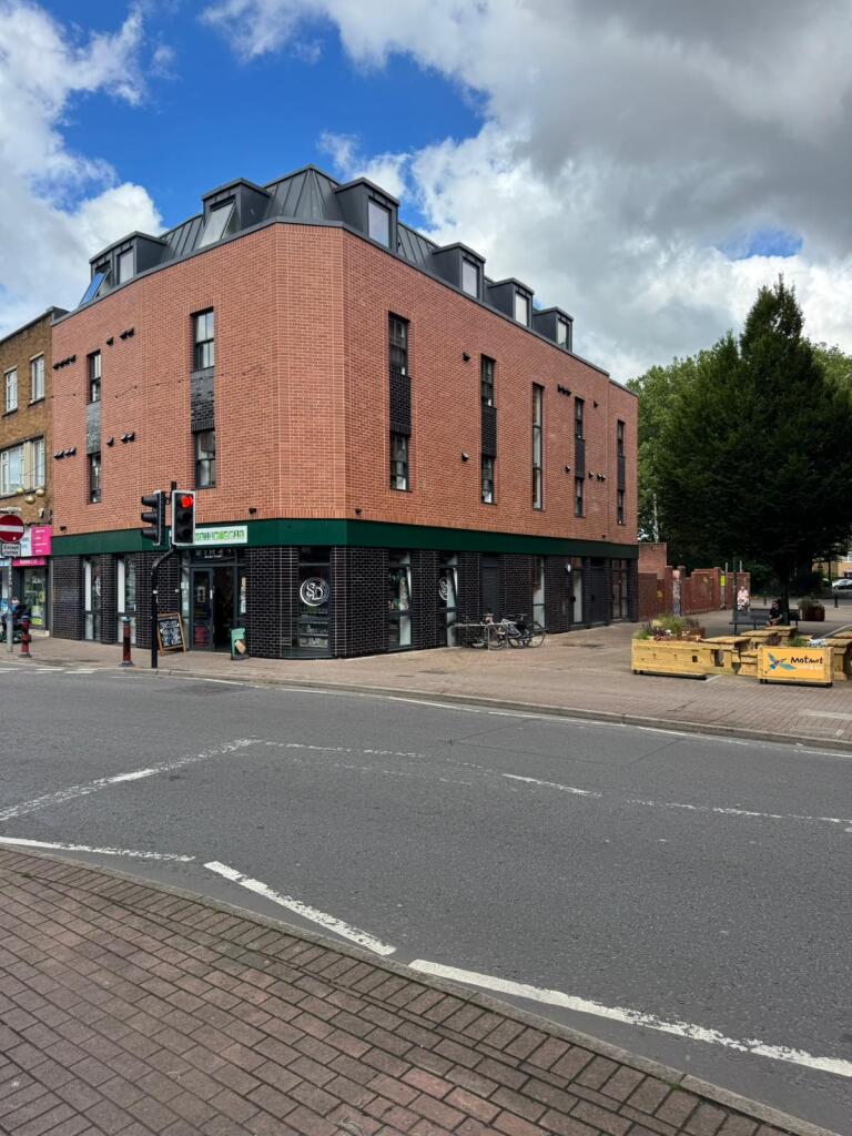 2 bed Apartment for rent in . From Northwood - Bristol