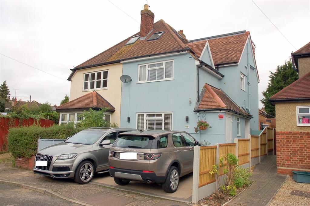 4 bed Semi Detached for rent in Broomfield. From Adrians - Chelmsford 4 bed Semi Detached for rent in Broomfield. From Adrians - Chelmsford