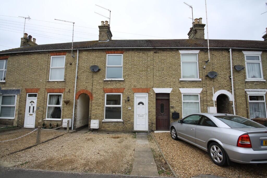 3 bed Mid Terraced House for rent in March. From Ellis Winters Estate Agents - Chatteris