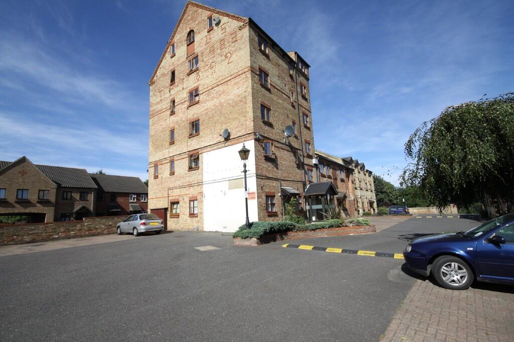 1 bed Apartment for rent in Ramsey. From Ellis Winters Estate Agents - Chatteris