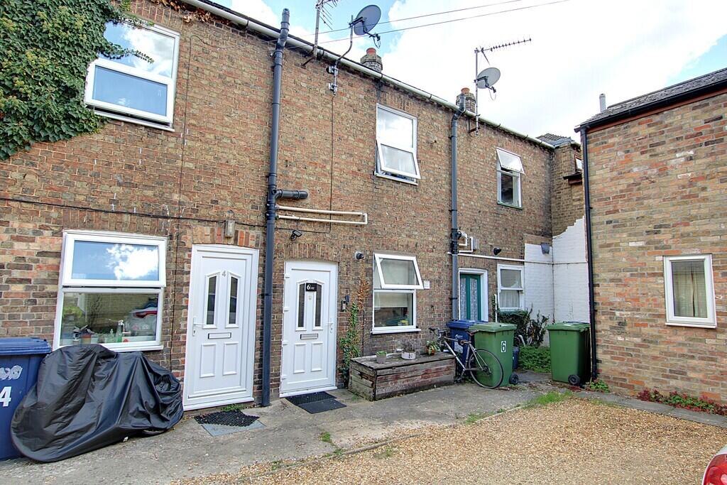 2 bed Cottage for rent in Chatteris. From Ellis Winters Estate Agents - Chatteris